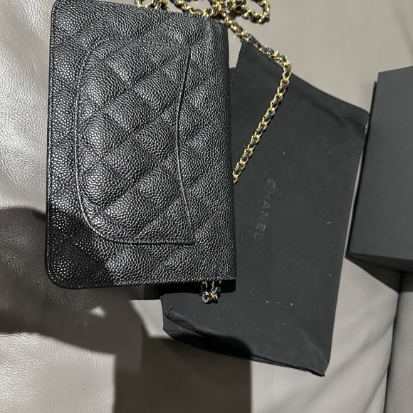 Chanel Wallet on chain - Picture 8 of 9